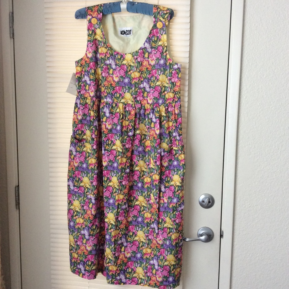 Floral Sleeveless Cotton Dress in Multi-Color